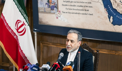 İran Körfəz ölkələri ilə təhlükəsizlik dialoquna hazırdır: Əraqçi