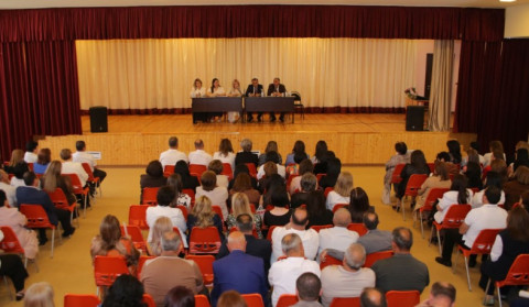 Մեկնարկել են մարզերի դպրոցների ենթակայության փոփոխության վերաբերյալ քննարկումները
