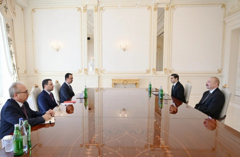 Ալիևն ընդունել է Թուրքիայի արդարադատության նախարար Աքըն Գյուրլեքին