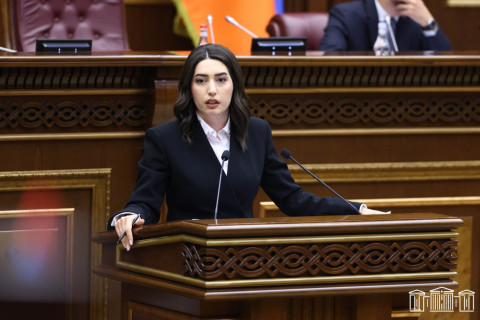 Ձերբակալված, կալանքի տակ գտնվող մեղադրյալները և ազատազրկված դատապարտյալները հնարավորություն կունենան տեսակապով մասնակցել դատական նիստերին․ ԱԺ-ն ընդունել է նախագիծը