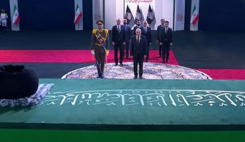 İranın mərhum Ali Lideri Əli Xamenei ilə rəsmi vida mərasimi: Baş nazir video yayımladı