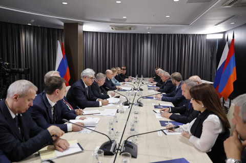 Մենք կառուցողական ենք տրամադրված՝ քննարկելու և պարզաբանելու բոլոր հարցերը. Փաշինյանը՝ Միշուստինի հետ հանդիպմանը