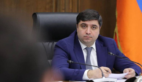 Վաղարշակ Հակոբյանը հեռանում է ԱԺ-ից, բայց մնում է ՔՊ անդամ․ գործունեությունը կշարունակի մասնավոր ոլորտում