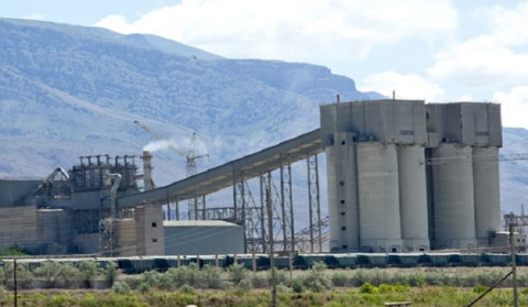Դատախազությունը, ուսումնասիրելով «Արարատցեմենտ» ՓԲԸ-ի հանքարդյունահանման գործընթացը, հայտնաբերել է մի շարք խախտումներ