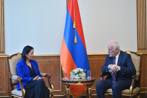 ՀՀ նախագահը ԿԳՄՍ նախարարի հետ հանդիպմանը բարձր է գնահատել նախարարության բարեփոխումները