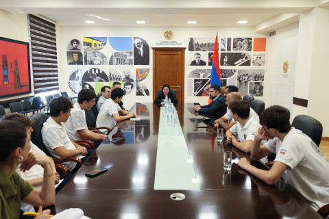 Ժաննա Անդրեասյանն ընդունել է Հայաստանի մինչև 16 տարեկանների բասկետբոլի թիմին