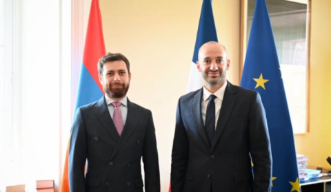 ԱԳ նախարարի տեղակալը և ֆրանսիացի գործընկերը գոհունակությամբ նշել են Հայաստան-Ֆրանսիա ռազմավարական գործընկերության զարգացման դինամիկան