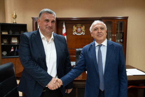 Səfir Smbatyan və Platon Kalmakhelidze Ermənistan-Gürcüstan mərkəzləşdirilməmiş əməkdaşlığı ilə bağlı məsələləri müzakirə ediblər