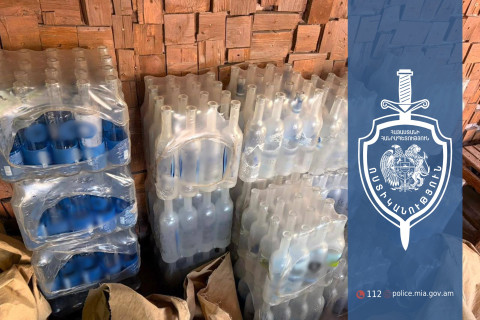 Քրեական ոստիկանները Գյումրիում կեղծ օղի պատրաստելու և իրացնելու դեպք են բացահայտել