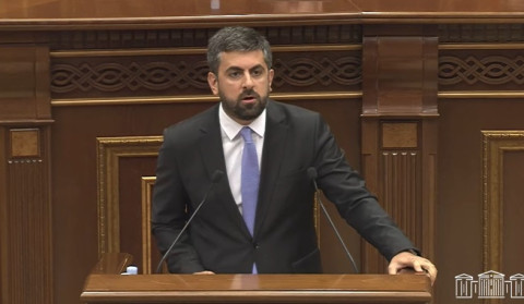 ՀՀ կառավարությունը, մասնավորապես Քոչարյանի տարիներին, երբ Ցեղասպանության հարցը դարձրել է արտաքին քաղաքական առաջնահերթություն, մեծագույն սխալ է գործել. Խանդանյան