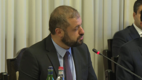 Կառավարությունը թզի և դեղձի վերամշակման նպատակով 1 կիլոգրամի դիմաց 125 դրամով կաջակցի մթերումներին