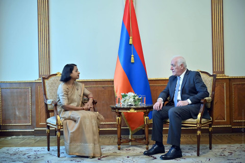 Հույս ունեմ, որ մեր հարաբերություններն առաջիկայում նոր մակարդակի կհասցնենք. ՀՀ նախագահը՝ Հնդկաստանի դեսպանին