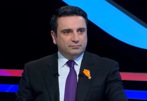 Հանրաքվեի դեպքում Հայաստանի բնակչության արձագանքը կվշտացներ Ռուսաստանին. Ալեն Սիմոնյան