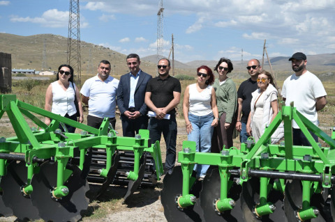 Գորայք բնակավային գյուղատնտեսական կցորդիչներ և ռոտորային սերմազատիչներ են տրամադրվել