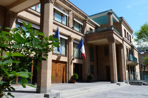 Արձանագրվել են սանիտարական կանոնների խախտումներ. Ֆրանսիայի դեսպանությունը՝ միջոցառման հյուրերի սննդային թունավորման պատճառների մասին