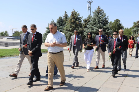 Delegation led by Commandant of India's National Defence College visited Armenian Genocide Memorial Complex