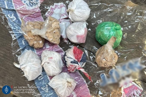Օտարերկրացիները ձերբակալվել են հերոին իրացնելու պահին․ ՔՈԳՎ բացահայտումը