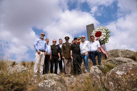 Representatives of US Embassy paid tribute to victims of American plane crew shot down near Nerkin Sasnashen in 1958