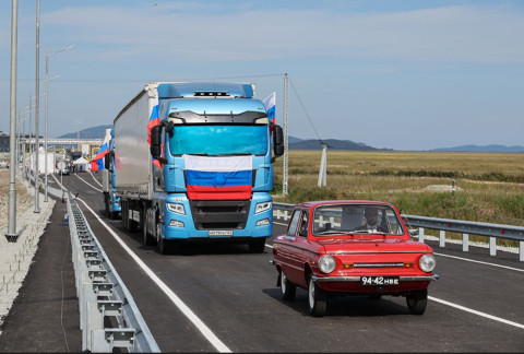 Russia and North Korea open first road bridge between the two countries