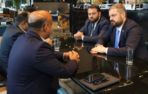 Գևորգ Պապոյանը Դուբայում հանդիպել է «Bluemart» առևտրային խոշորագույն ցանցի ղեկավարության հետ