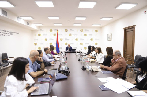 Արդարադատության նախարարին կից հասարակական խորհրդի հերթական նիստում քննարկվել են Կառավարության ծրագրով նախատեսված բարեփոխումները