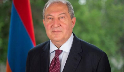 Արմեն Սարգսյանը ստացել է Սահմանադրության փոփոխությունների վերաբերյալ հանրաքվե անցկացնելու ԱԺ-ի որոշման նախագիծը