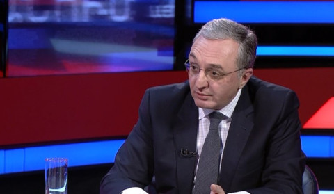 Շնորհավորեցի գործընկերոջս Նովրուզի առթիվ.  Զոհրաբ Մնացականյանը՝ Զարիֆի հետ հեռախոսազրույցի մասին