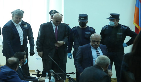 4 former prime ministers of Armenia and Artsakh are urging the court to release Robert Kocharyan