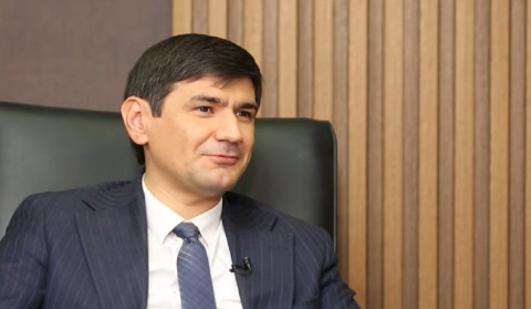 Չքաղաքականացնե՜լ. Սերգեյ Մովսիսյանի հետ