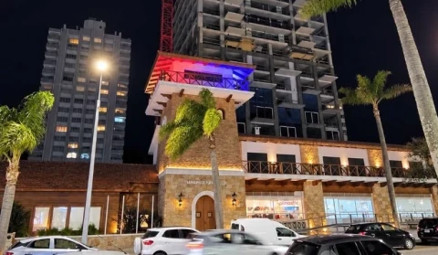 Մոնտեվիդեոյում և Ուորգվայի քաղաքներում խորհրդանշական կառույցները լուսավորվել են Հայաստանի դրոշի գույներով