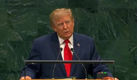 Трамп заявил о продуктивных переговорах с делегацией Ирана