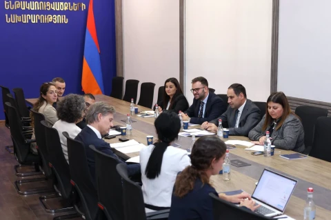Խուդաթյանը ՎԶԵԲ-ի հետ քննարկել է ենթակառուցվածքային ծրագրեր