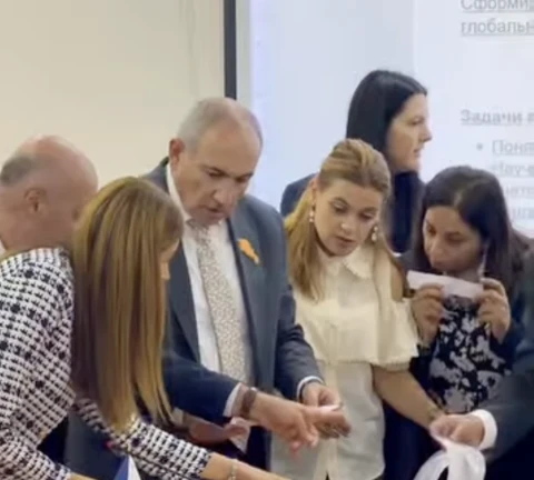 Մեր հերթական դասը Կառավարման ակադեմիայում. վարչապետը տեսանյութ է հրապարակել