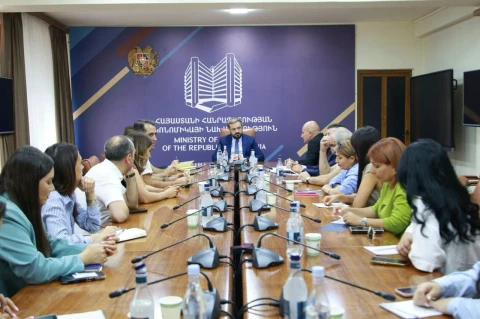 Գևորգ Պապոյանը Տուրիզմի հայկական ֆեդերացիայի ներկայացուցիչների հետ քննարկել է Հայաստանում զբոսաշրջության ոլորտի զարգացման հեռանկարները
