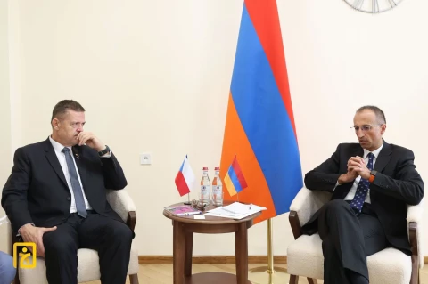 Արսեն Թորոսյանը և Լումիր Կանտորը քննարկել են աշխատանքի և բարեկեցության ոլորտում ՀՀ-Չեխիա համագործակցության զարգացմանն առնչվող հարցեր