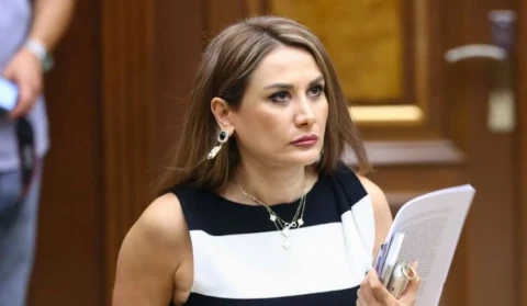 Արուսյակ Ջուլհակյանը կմեկնի Նյու Յորք