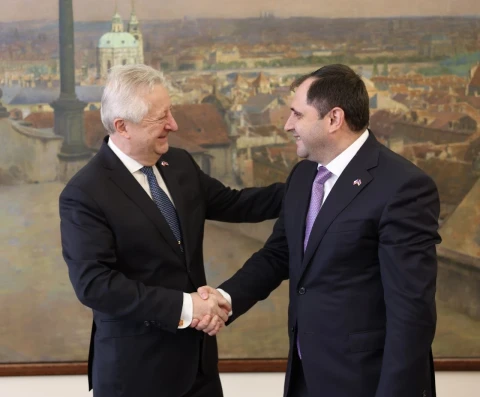 Սուրեն Պապիկյանը և Յարոմիր Զունայը քննարկել են պաշտպանության բնագավառում Հայաստան-Չեխիա համագործակցության հարցեր