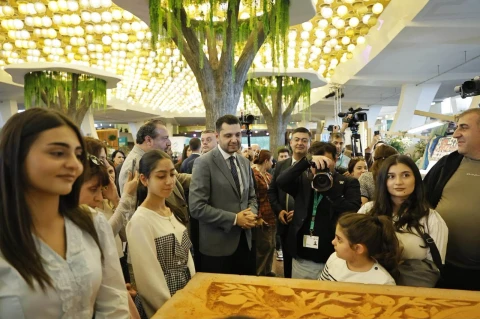 ՇՄ նախարարը այցելել է մարզահամերգային համալիրում գործող COP17-ի Կանաչ գոտի