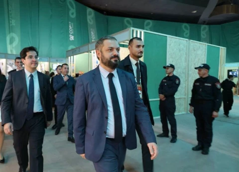 Գևորգ Պապոյանն այցելել է COP17-ի շրջանակում գործող էկոնոմիկայի նախարարության կանաչ տաղավար